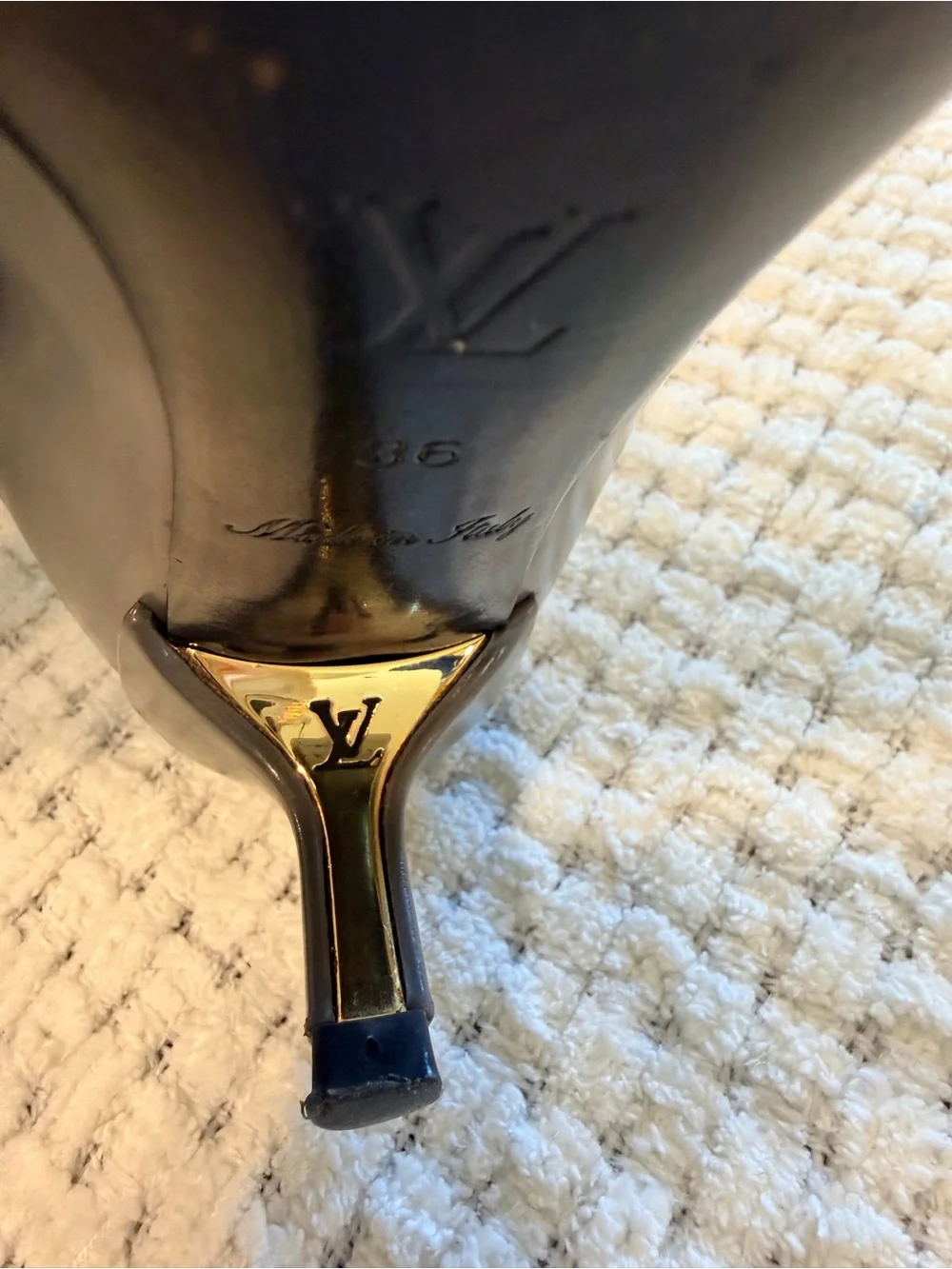 Louis Vuitton Two-Tone Grey and Black Pointed Toe Pumps